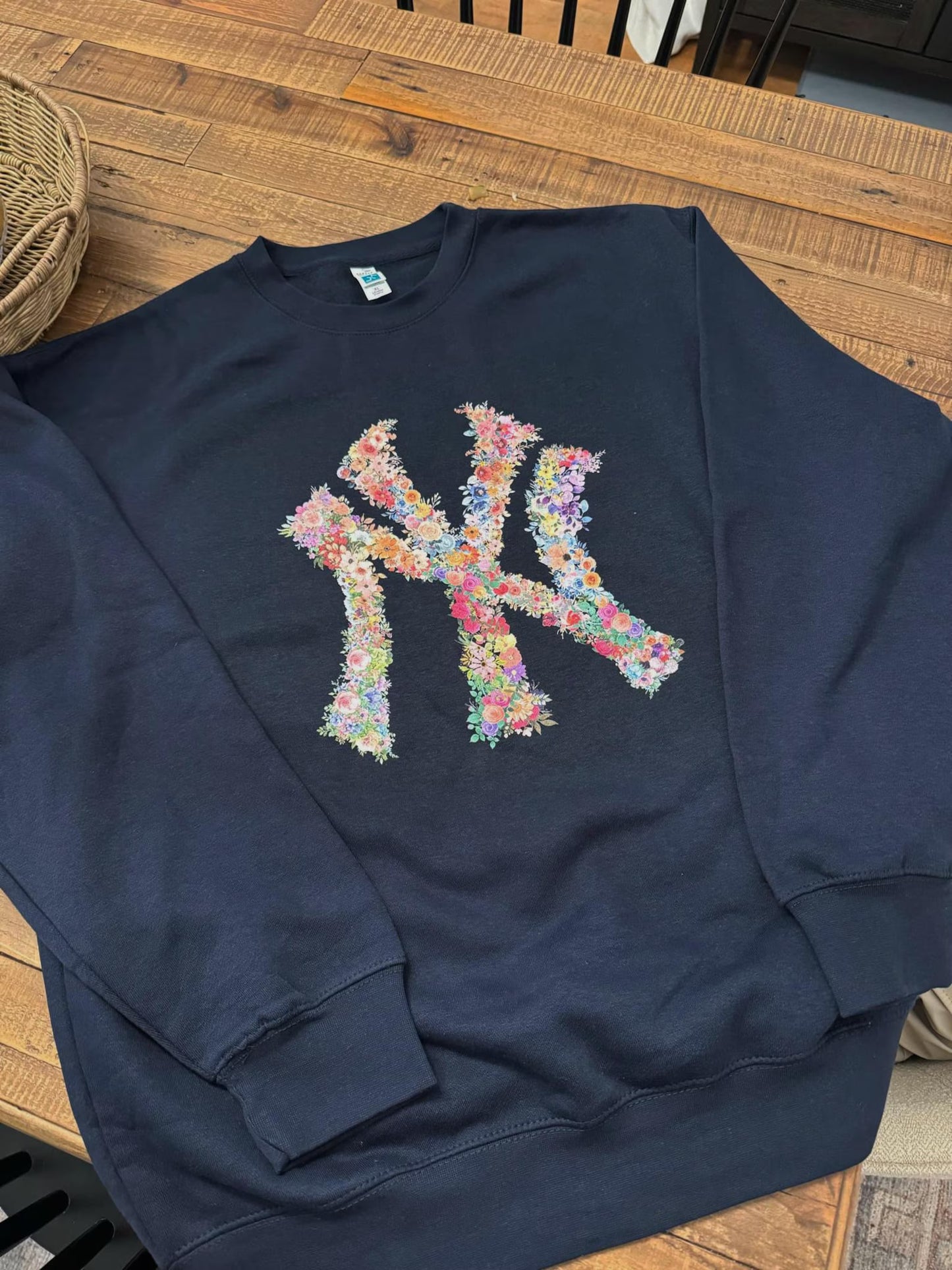 New York - Flowers NY Sweatshirt
